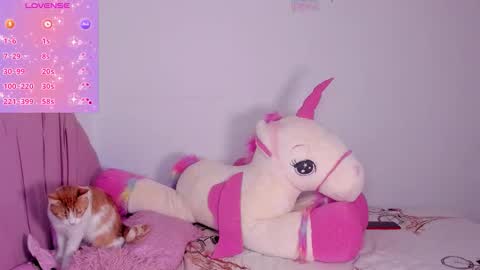 sophi lovely online show from March 19, 4:44 pm