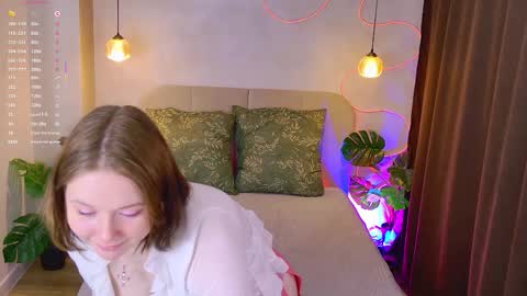 Sophie online show from September 20, 1:45 pm