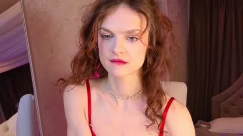 Snapshot of sophia_dreamy chatting on February 9, 4:46 am Sophia online show from February 9, 4:46 am