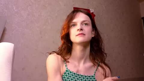 Snapshot of sophia_dreamy chatting on February 22, 4:51 am Sophia online show from February 22, 4:51 am