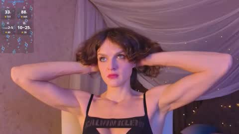 Snapshot of sophia_dreamy chatting on November 23, 1:38 am Sophia online show from November 23, 1:38 am