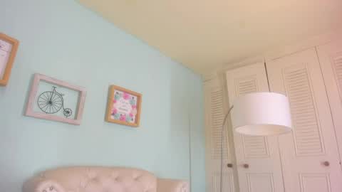 sophia_duarte_ online show from June 1, 11:45 am