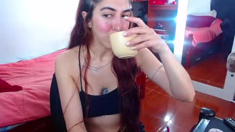 Snapshot of sophia_greey chatting on July 18, 10:08 am sophia_greey online show from July 18, 10:08 am
