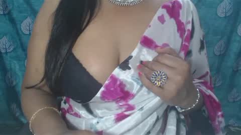 Snapshot of sophia_indian chatting on January 21, 10:08 am Sophia Tamil online show from January 21, 10:08 am