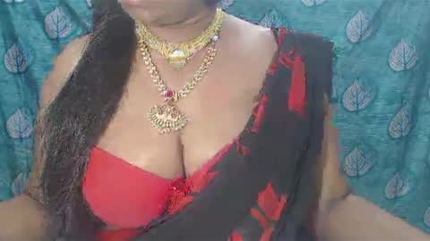 Snapshot of sophia_indian chatting on January 22, 4:44 am Sophia Tamil online show from January 22, 4:44 am