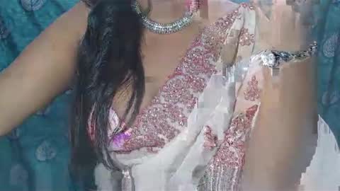 Snapshot of sophia_indian chatting on January 23, 12:09 pm Sophia Tamil online show from January 23, 12:09 pm