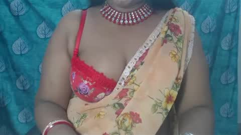 Snapshot of sophia_indian chatting on January 24, 2:51 pm Sophia Tamil online show from January 24, 2:51 pm