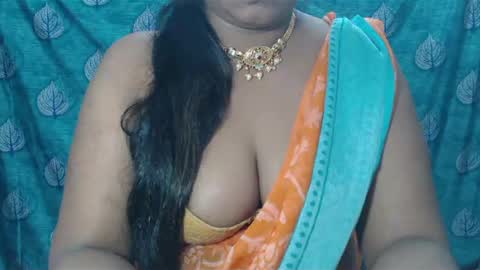 Snapshot of sophia_indian chatting on February 10, 6:03 pm Sophia Tamil online show from February 10, 6:03 pm