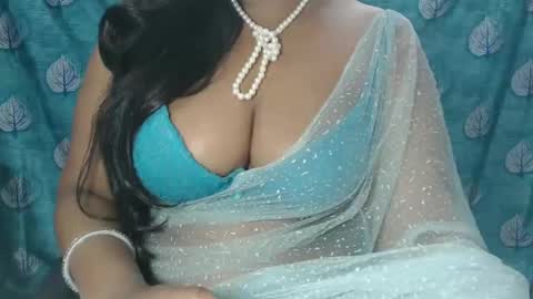 Snapshot of sophia_indian chatting on February 16, 9:04 am Sophia Tamil online show from February 16, 9:04 am