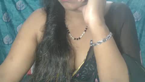 Snapshot of sophia_indian chatting on February 24, 5:11 am Sophia Tamil online show from February 24, 5:11 am