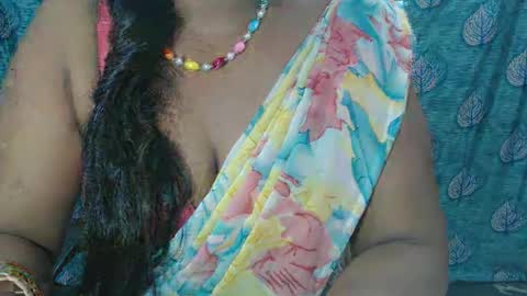 Snapshot of sophia_indian chatting on February 28, 11:03 am Sophia Tamil online show from February 28, 11:03 am