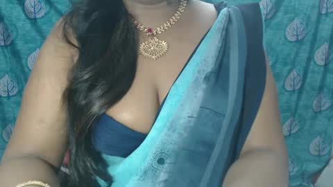 Snapshot of sophia_indian chatting on March 8, 7:09 pm Sophia Tamil online show from March 8, 7:09 pm