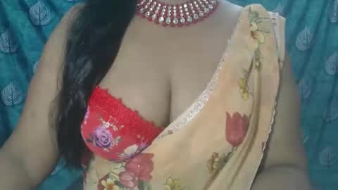 Snapshot of sophia_indian chatting on September 18, 6:04 am Sophia Tamil online show from September 18, 6:04 am