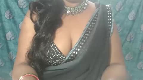 Snapshot of sophia_indian chatting on October 5, 5:17 am Sophia Tamil online show from October 5, 5:17 am
