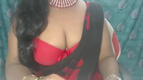 Snapshot of sophia_indian chatting on October 21, 5:30 am Sophia Tamil online show from October 21, 5:30 am