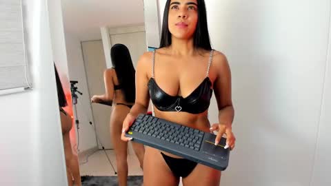 sophia_owens_2 online show from March 5, 5:40 am