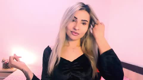 sophia smith4146 online show from March 1, 4:03 am