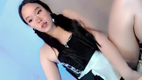 sophia_walker18 online show from July 16, 10:21 am
