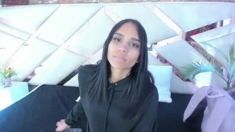 Sophia Paris online show from February 4, 2:28 am