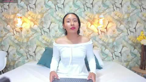  Sophiaa online show from April 14, 10:16 pm