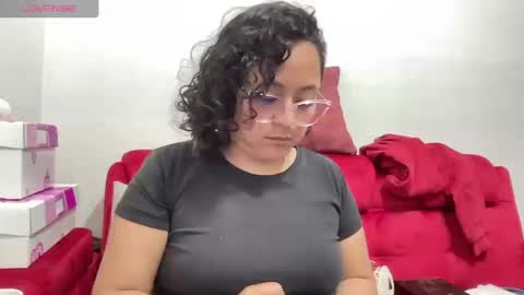 sophiaburton online show from September 11, 11:16 pm