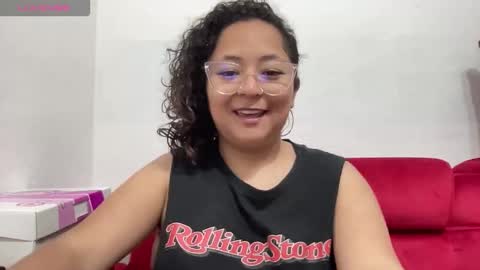 sophiaburton online show from September 19, 11:44 am