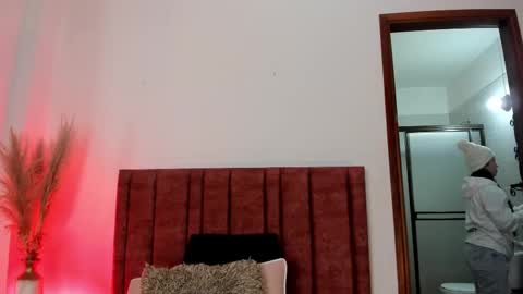 Snapshot of sophiacolliins chatting on October 10, 12:15 pm sophiacolliins online show from October 10, 12:15 pm