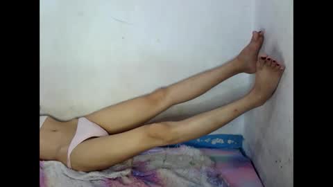 Snapshot of sophialaurel chatting on March 5, 9:48 pm sophialaurel online show from March 5, 9:48 pm