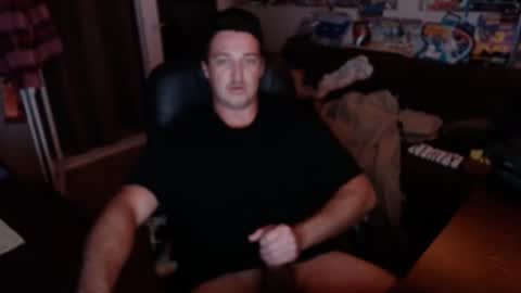 Snapshot of sophiaroze chatting on December 17, 8:34 am sophiaroze online show from December 17, 8:34 am