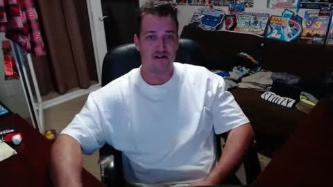 Snapshot of sophiaroze chatting on December 25, 9:56 am sophiaroze online show from December 25, 9:56 am