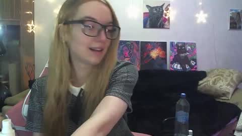 Snapshot of sophiasonata chatting on November 12, 6:41 pm SophiaSonata online show from November 12, 6:41 pm