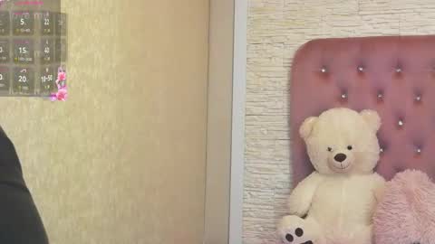 sophiastarr10 online show from April 17, 8:45 pm