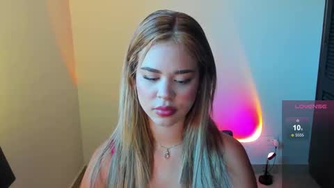 Sophia Smith online show from October 30, 10:21 pm