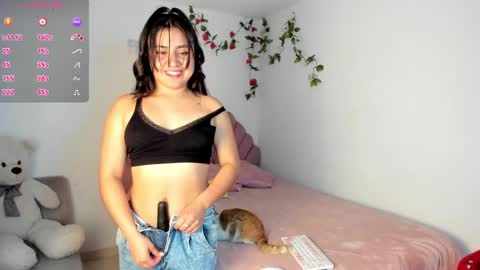 Snapshot of sophiconic_cb chatting on September 11, 11:49 pm Clara sophia online show from September 11, 11:49 pm