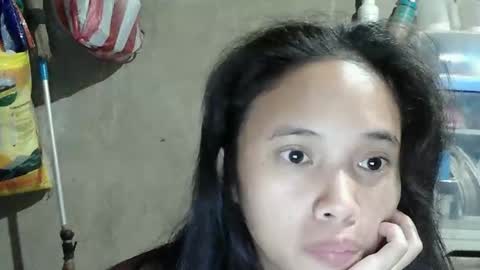 Snapshot of sophie_193 chatting on October 5, 8:18 pm sophie_193 online show from October 5, 8:18 pm