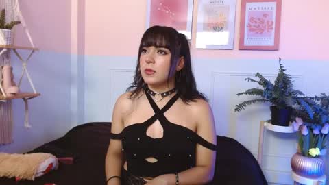 Sophie  online show from May 13, 1:08 pm