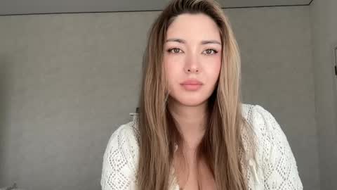 SophieDare online show from April 28, 8:08 am