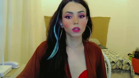 Sophie Fantasys online show from December 13, 11:10 pm