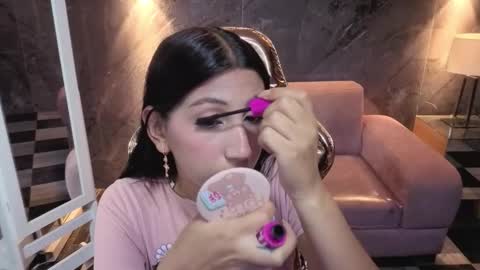 sophie_jones_b online show from February 13, 12:45 pm