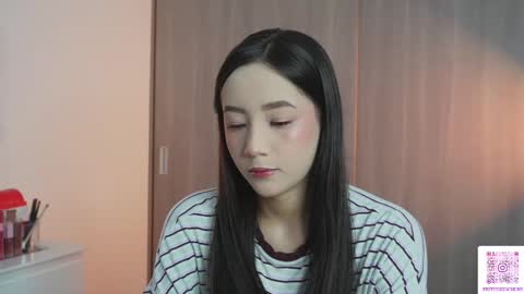 Snapshot of sophie_lii chatting on February 12, 10:27 pm Sophie or Sof online show from February 12, 10:27 pm