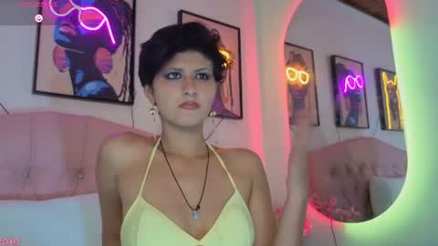sophie_mcgreen online show from June 17, 7:59 pm