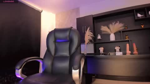 Sophie online show from February 16, 12:19 am