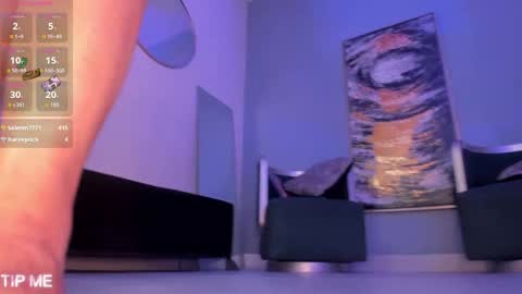 Snapshot of sophiebarnett_ chatting on May 16, 12:07 am Sophie online show from May 16, 12:07 am