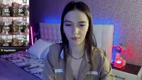 Sophie online show from March 7, 8:34 am