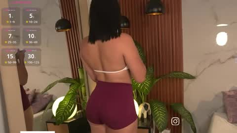 Sophie online show from April 10, 11:48 am