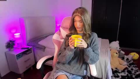    online show from January 14, 2:33 pm