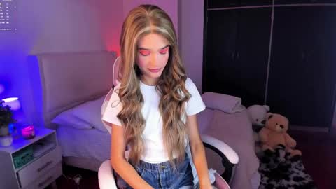    online show from April 10, 2:39 am