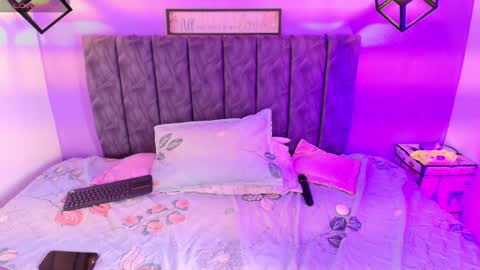         online show from January 5, 5:27 pm