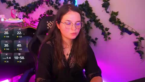 sophieedreams online show from November 21, 3:22 pm
