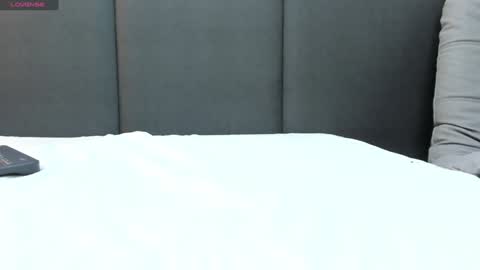 Snapshot of sophieharris__ chatting on December 28, 1:50 am sophieharris__ online show from December 28, 1:50 am